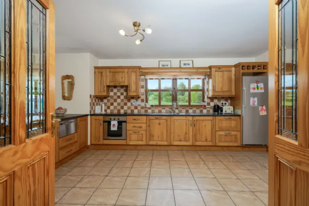 Photo of Drummoney, Virginia, Co.Cavan, A82 PX27