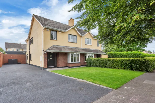 Photo of 14 Earls Court, Athy, Co. Kildare, R14 RY84