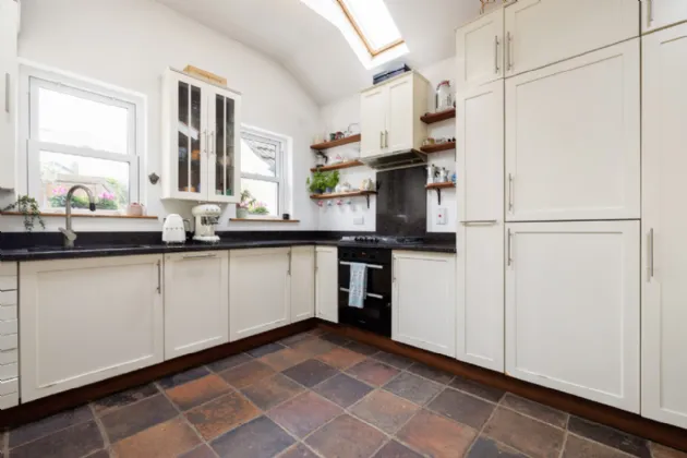 Photo of Hillview Cottage, Lower Road, Shankill, Dublin 18, D18 X9Y0