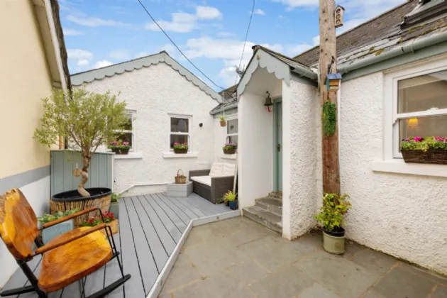 Photo of Hillview Cottage, Lower Road, Shankill, Dublin 18, D18 X9Y0