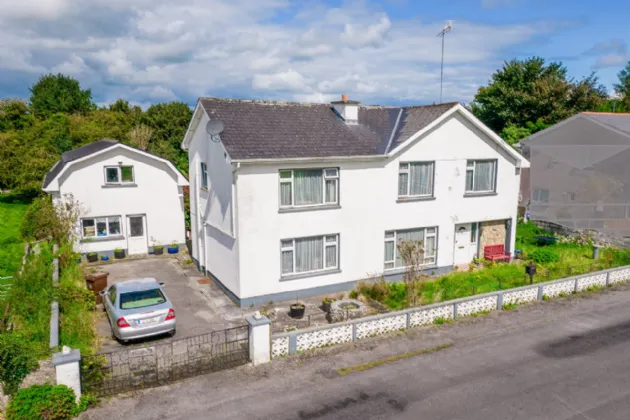 Photo of Lough Na Neine House, ., Roscommon Town, Co Roscommon, F42W291