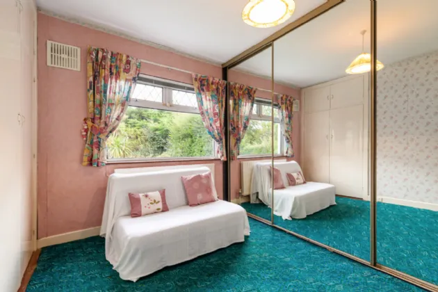 Photo of 6 Joyce Avenue, Foxrock, Dublin 18, D18 K3V7