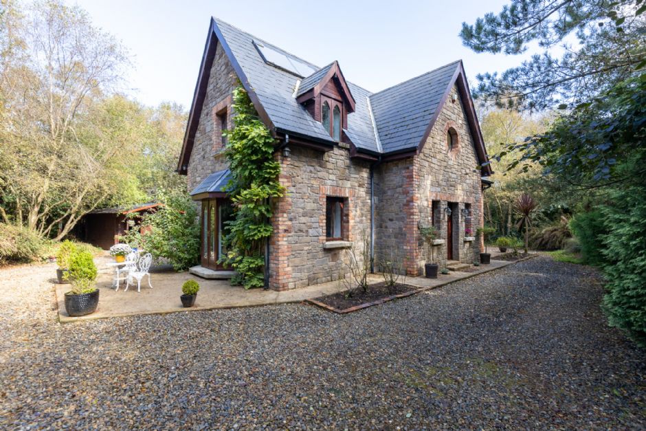 House for Sale in Gorey Woodcutters Cottage, Barnlands Sherry