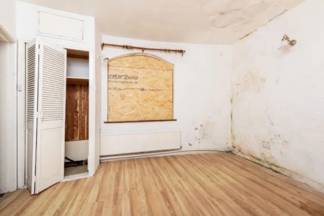 Photo of The Round Tower, Duncannon, Co. Wexford, Y34N765