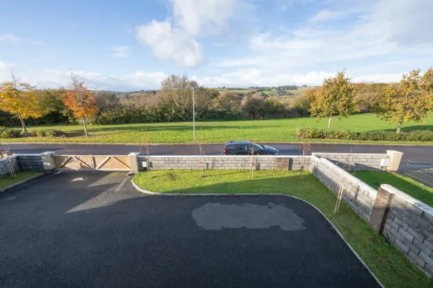 Photo of 10 Valley View, Grange Manor, Ovens, Co. Cork, P31 A582