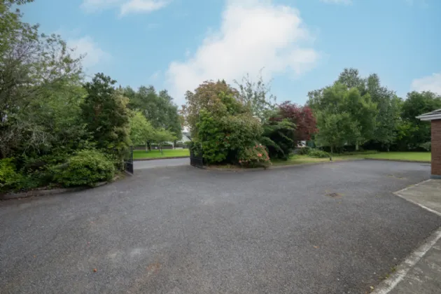 Photo of 1 The Grove, Lissagroom, Crossbarry, Co Cork, T12VF6F
