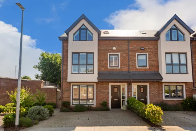 Photo of 27 Killart, Cabinteely, Dublin 18, D18E9WY