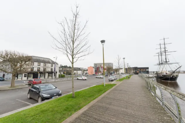 Photo of Town & Country Mercantile, 5 The Quay, New Ross, Co. Wexford, Y34 AH33