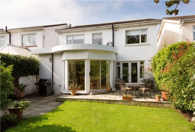 Photo of 8 Lindenvale, Proby Square, Blackrock, Co. Dublin