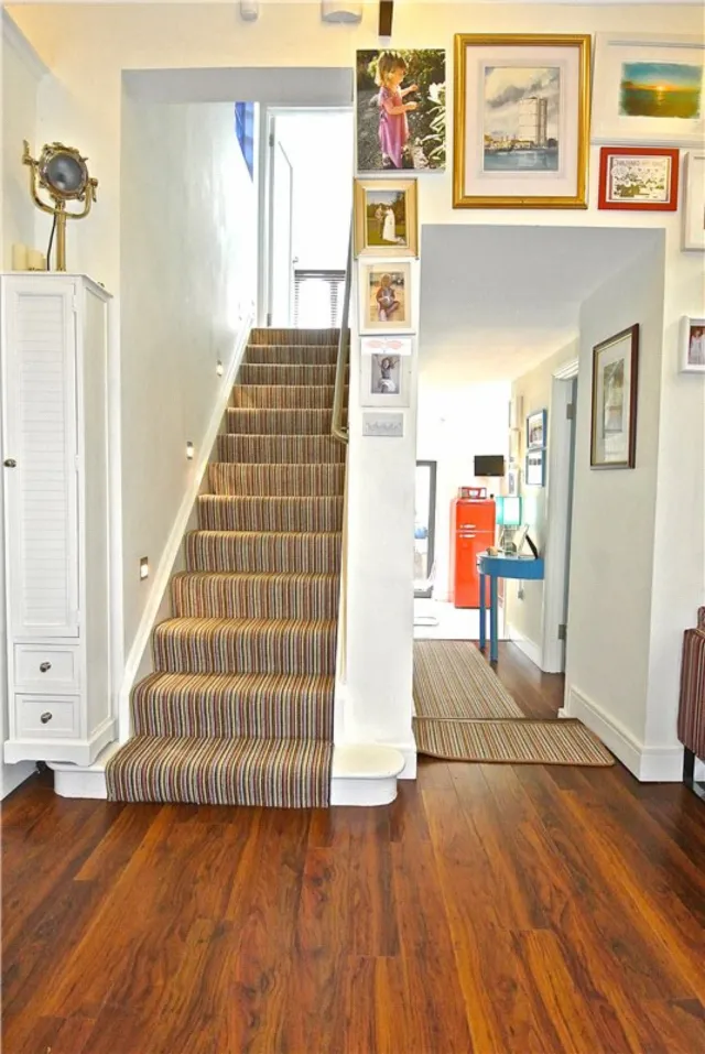 Photo of 2 Pembroke Cottages, Booterstown, Co. Dublin