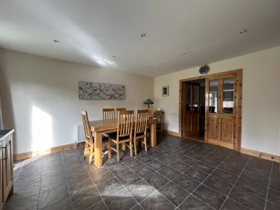 Photo of 52 Rockwood, Old Road, Cashel, Tipperary, E25PV25