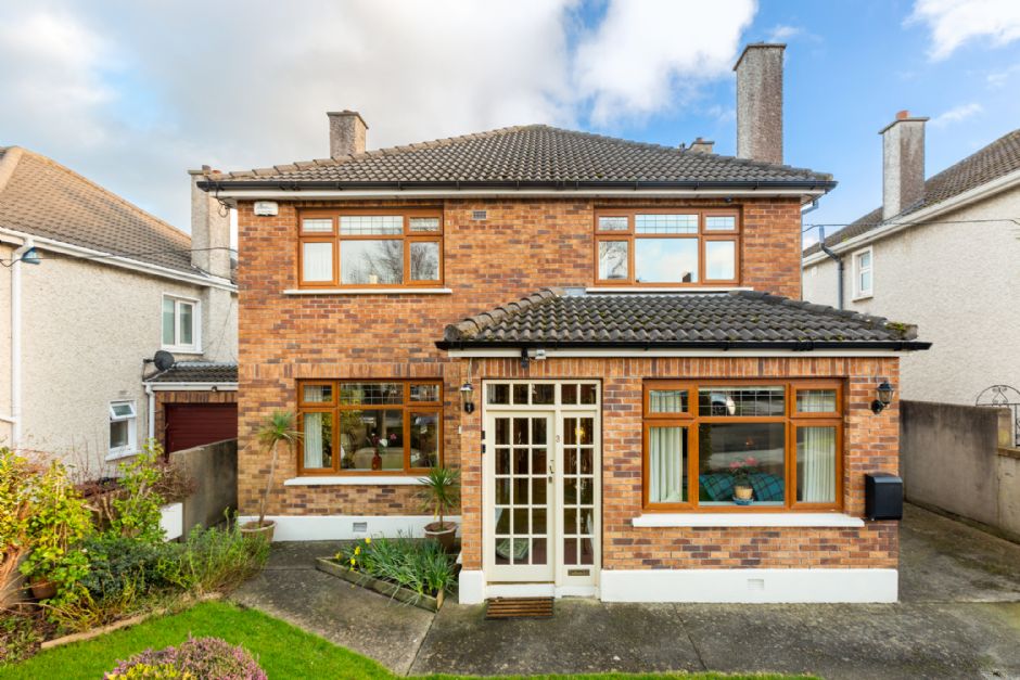 House for Sale in Foxrock 3 Willow Grove, Cornelscourt Sherry