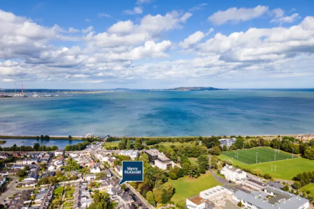 Photo of 35 Booterstown Avenue, Booterstown, Co. Dublin, A94 X2P9