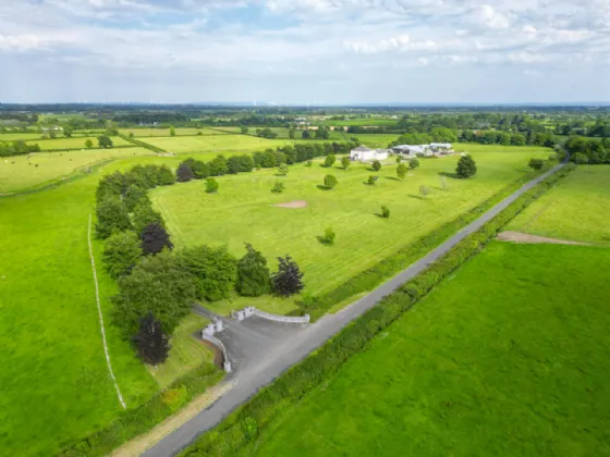 Photo of Woodville House On C. 38 Acres, Woodville, Templemore, Co. Tipperary, E41 CA40