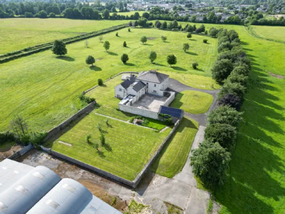 Photo of Woodville House On C. 38 Acres, Woodville, Templemore, Co. Tipperary, E41 CA40