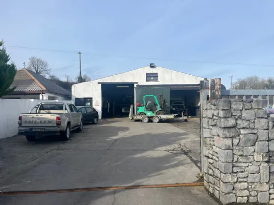 Photo of Garage / Commercial Sheds and Yardr, Drumquin, Ennis, Co Clare, V95 YT68