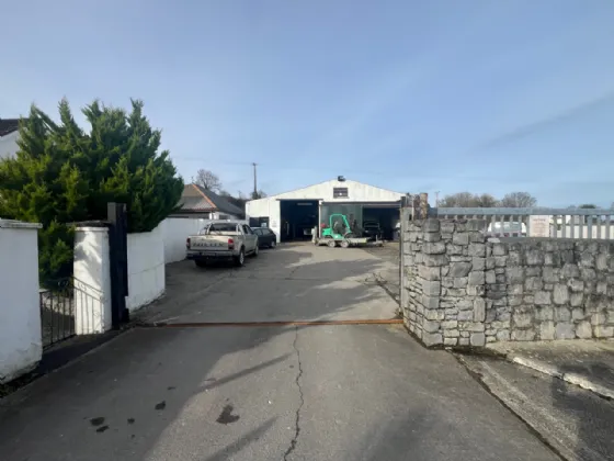Photo of Garage / Commercial Sheds and Yardr, Drumquin, Ennis, Co Clare, V95 YT68