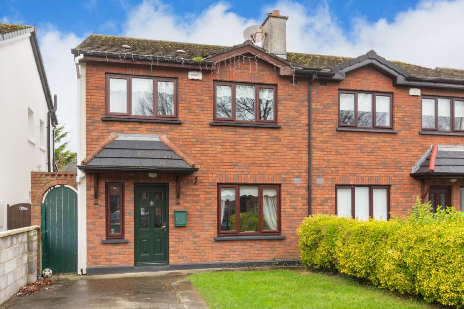 House for Sale in Lucan 23 Abbeywood Crescent, Ballyowen Sherry