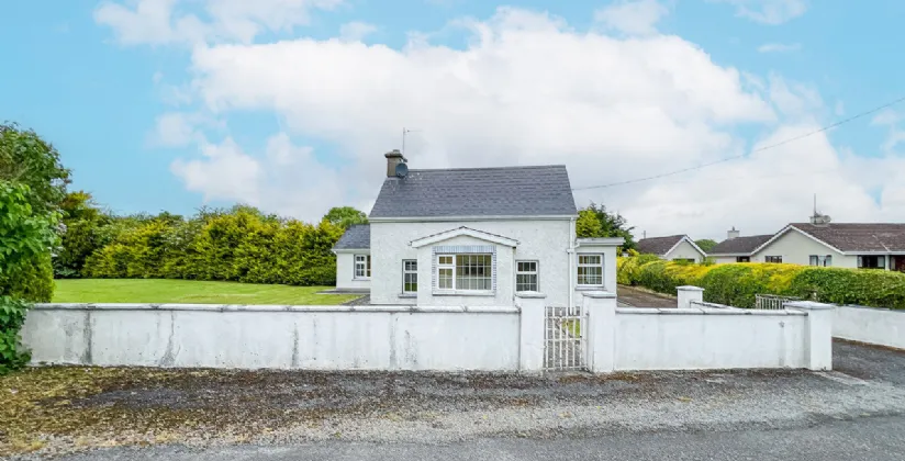 Photo of Conifer Cottage, Newhouse, Thomastown, Co Kilkenny, R95 R6W3