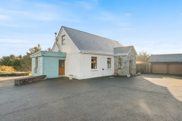 Photo of Coogue Middle, Ballyhaunis, Co Mayo, F35ET78