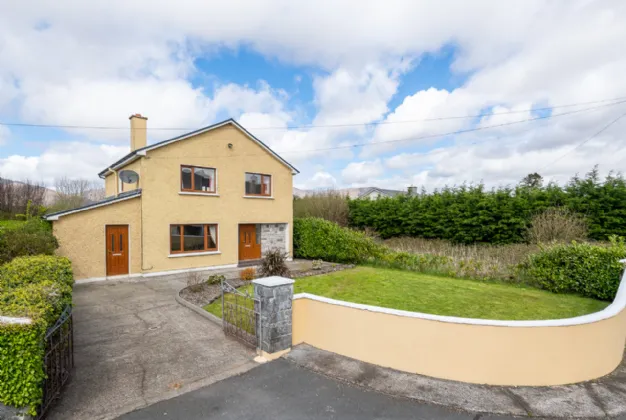 Photo of Sportsfield Road, North Square, Sneem, Co Kerry, V93 R3K0