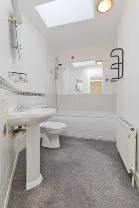 Photo of 27 Holywell, Upper Kilmacud Road, Kilmacud, Dublin 14, D14 W3V8