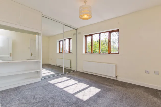 Photo of 27 Holywell, Upper Kilmacud Road, Kilmacud, Dublin 14, D14 W3V8