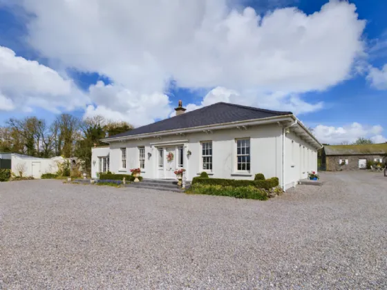 Photo of King's River Lodge On 12.3 Acres, Modeshill, Mullinahone, Co. Tipperary, E41 K582
