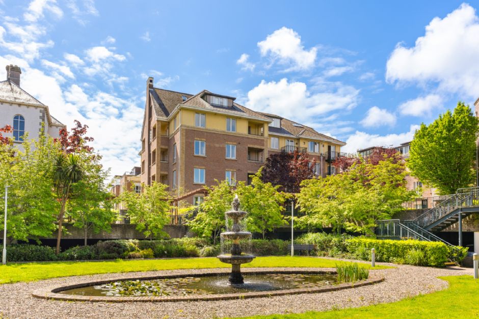 Apartment for Sale in Blackrock Apartment 25, House 12, Linden Square