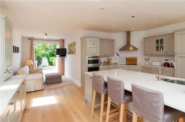 Photo of 6 Clonmore Road, Mount Merrion, Co Dublin