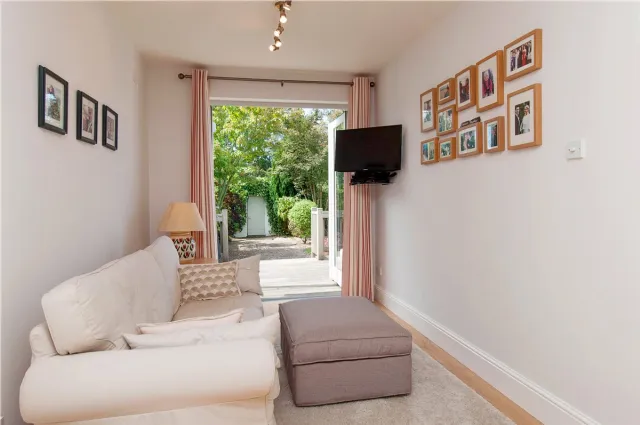 Photo of 6 Clonmore Road, Mount Merrion, Co Dublin