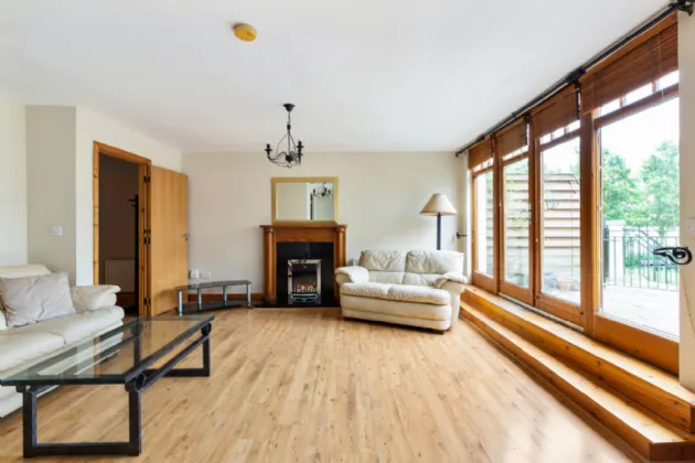 Photo of 25 Woodbrook Park, Castleknock, Dublin 15, D15 HE93