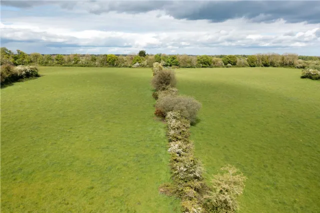 Photo of Batterstown Village, Battertown, Co. Meath