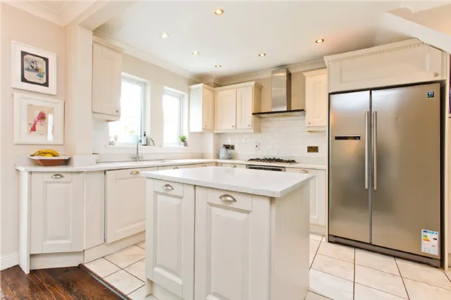 Photo of 8 Bayview Park, Killiney, Co Dublin