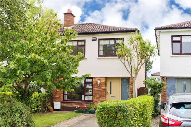 Photo of 8 Bayview Park, Killiney, Co Dublin