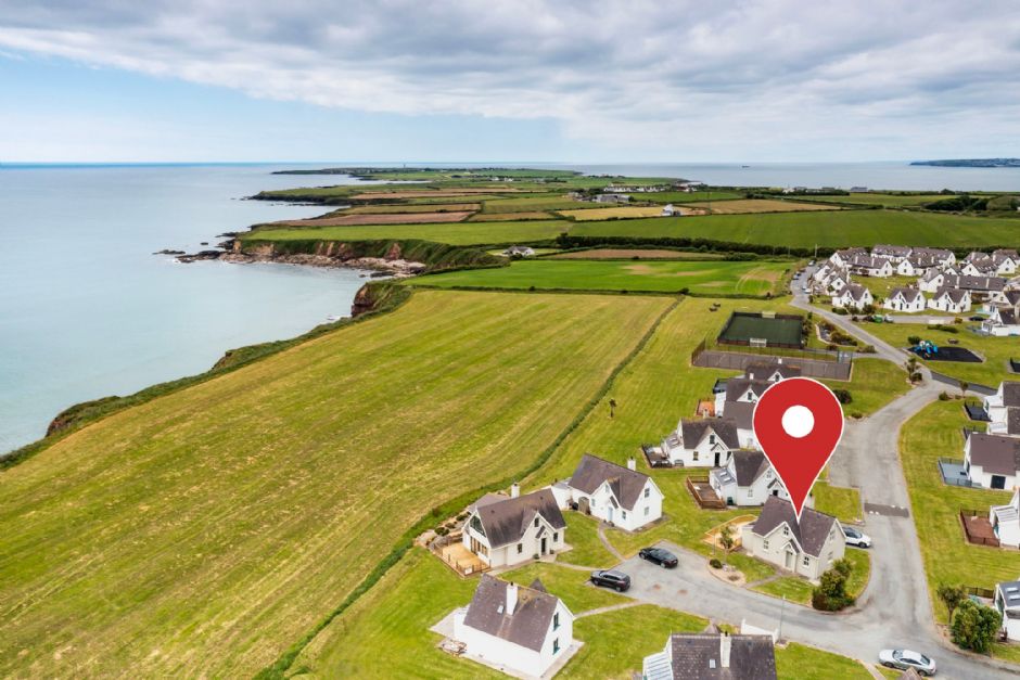 House for Sale in Fethard 24 Sandeel Bay Cottages, Hookless Sherry