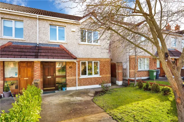 Photo of 27 Manorfields Walk, Clonee, Dublin 15, D15H6D0