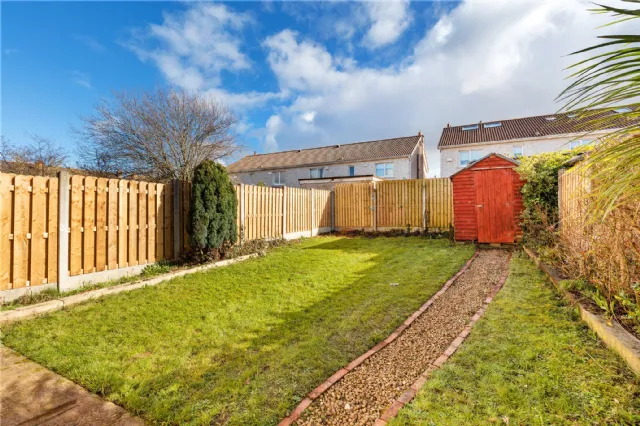 Photo of 27 Manorfields Walk, Clonee, Dublin 15, D15H6D0