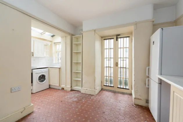 Photo of 12 Eastmoreland Place, Dublin 4, D04 FR13