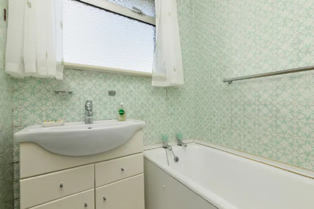 Photo of 9 Knocknarea Villas, Ballydoogan Road, Sligo, F91 H7X8