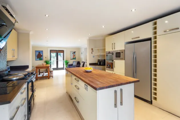 Photo of Strand Lodge, 5 Strand Road, Sandymount, Dublin 4, D04 X461