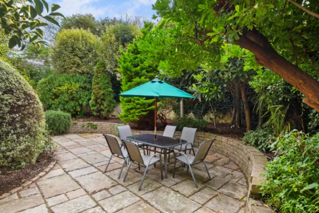 Photo of Strand Lodge, 5 Strand Road, Sandymount, Dublin 4, D04 X461