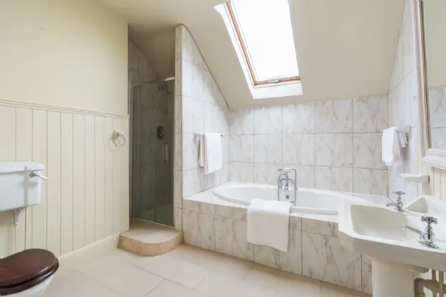 Photo of Strand Lodge, 5 Strand Road, Sandymount, Dublin 4, D04 X461