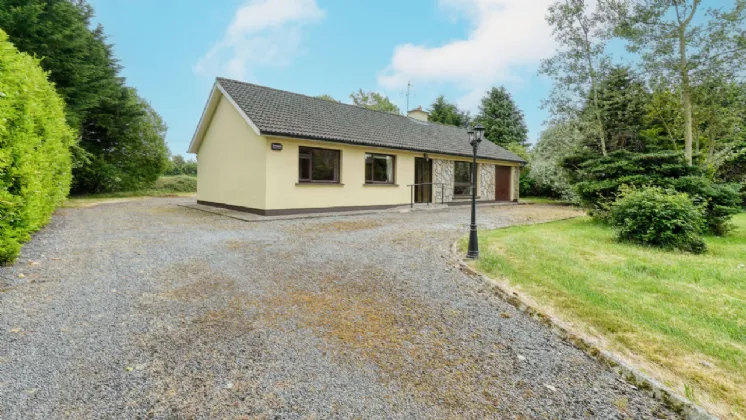 Photo of Chez Nous, Portlaoise Road, Abbeyleix, Co. Laois, R32D6X3