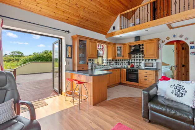 Photo of An Naomhóg, Inchinattin, Rosscarbery, Co Cork, P85 XW11