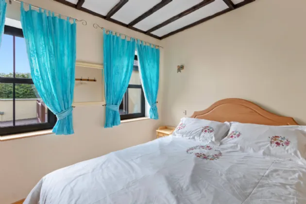 Photo of An Naomhóg, Inchinattin, Rosscarbery, Co Cork, P85 XW11