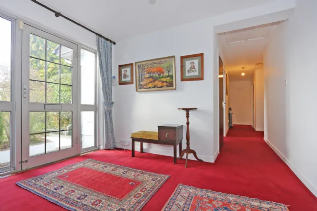 Photo of 7 Tullyvarraga Hill, Shannon, Co. Clare, V14CP28