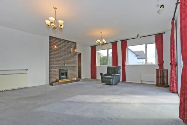 Photo of 7 Tullyvarraga Hill, Shannon, Co. Clare, V14CP28