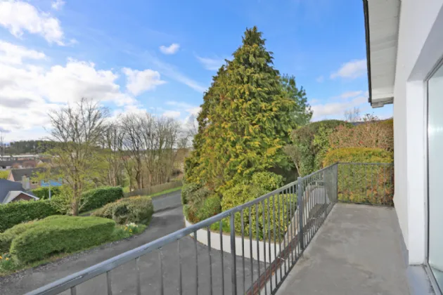 Photo of 7 Tullyvarraga Hill, Shannon, Co. Clare, V14CP28