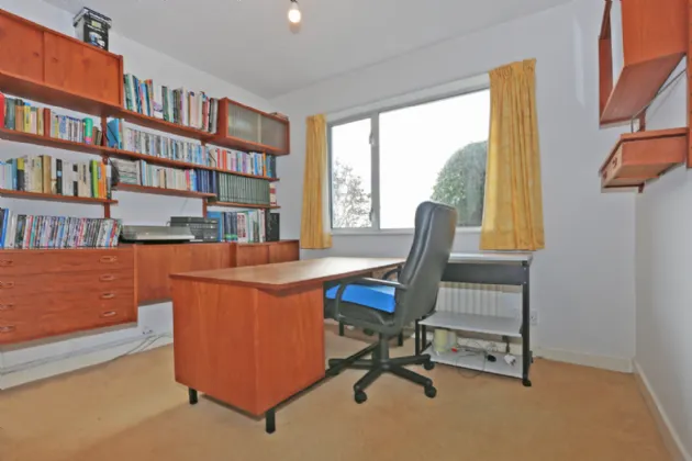 Photo of 7 Tullyvarraga Hill, Shannon, Co. Clare, V14CP28